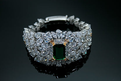 Beautiful bangle with emerald and zircons ODILIA